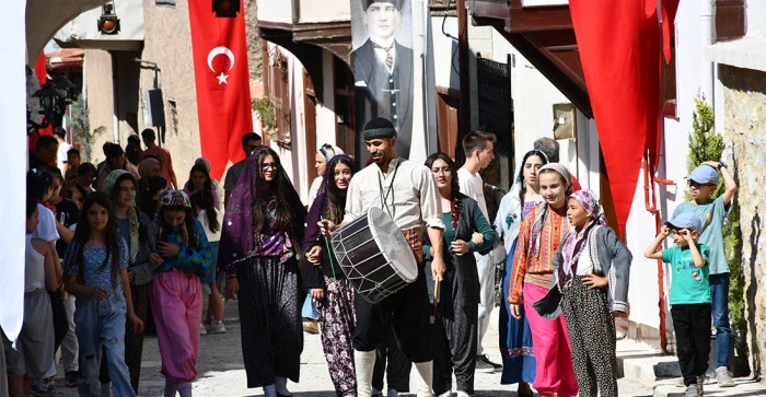 Nasreddin Hoca Mizah Yolu Dikkat Çekiyor