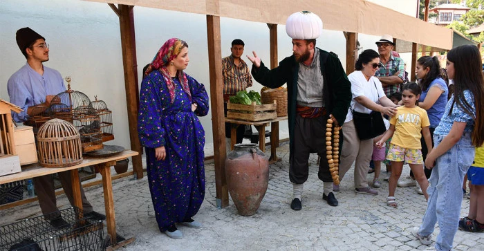 Nasreddin Hoca Mizah Yolu Dikkat Çekiyor