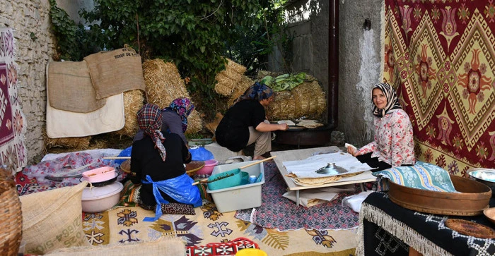 Nasreddin Hoca Mizah Yolu Dikkat Çekiyor