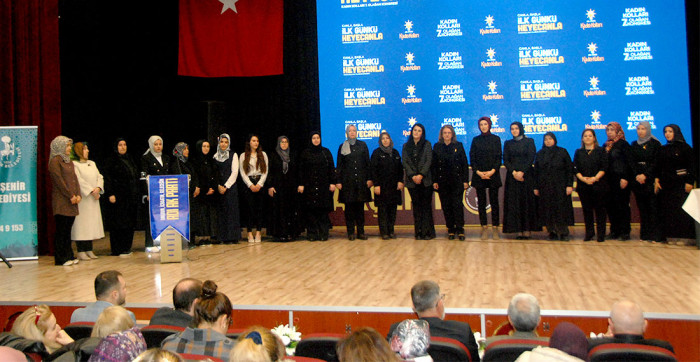 AK Parti Akşehir Kadın Kollarında Adalet Çavdar Dönemi