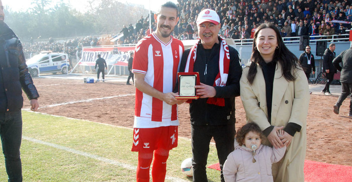 Akşehir Spor Namağlup Manavgat’ı Unvanından Etti: 2-1