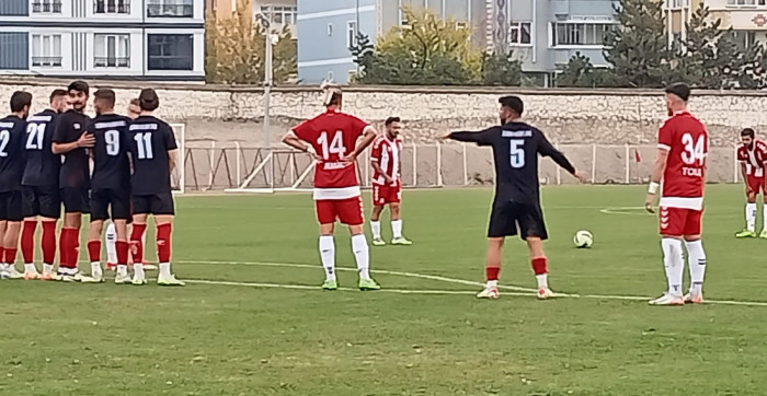 Akşehirspor’da Yüzler Gülüyor: 2 – 0