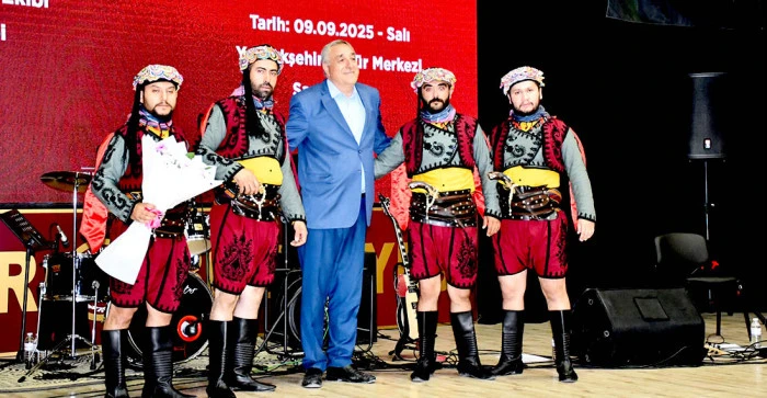 CHP’nin 102. Kuruluş Yıldönümü Akşehir’de Coşkuyla Kutlandı