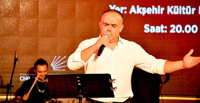 CHP’nin 102. Kuruluş Yıldönümü Akşehir’de Coşkuyla Kutlandı
