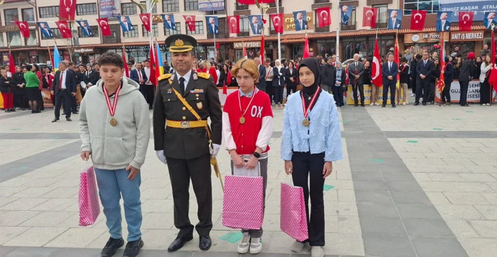 Cumhuriyet’in 102. Yılı Akşehir’de Coşkuyla Kutlandı