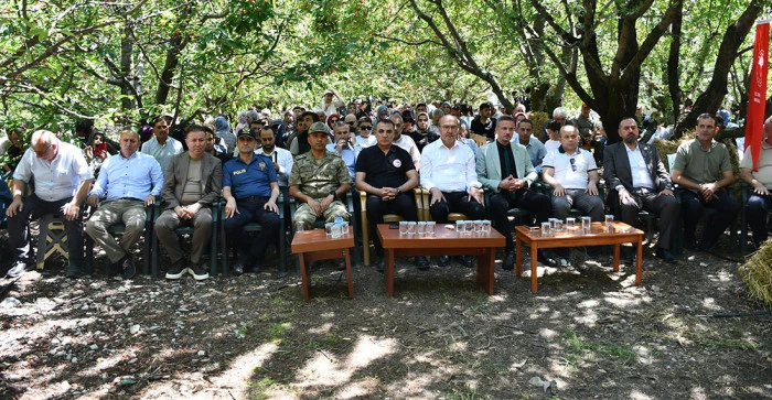 AKŞEHİR&rsquo;DE KİRAZ HASAT ŞENLİĞİ D&Uuml;ZENLENDİ