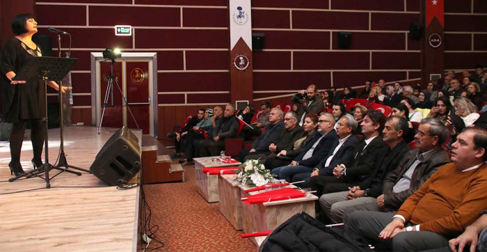 Kütahya Kadın Sesleri THM Topluluğundan Kahramanlık Türküleri Konseri