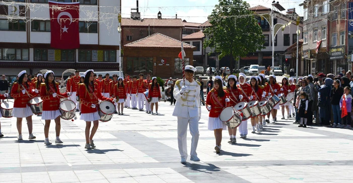 AKŞEHİR'DE 19 MAYIS COŞKUSU