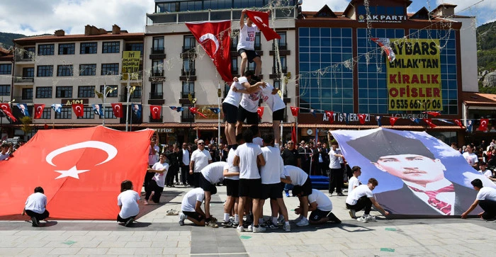 AKŞEHİR'DE 19 MAYIS COŞKUSU