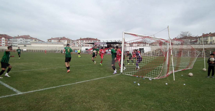 Akşehir Sarayönü’nü 2 Golle Geçti