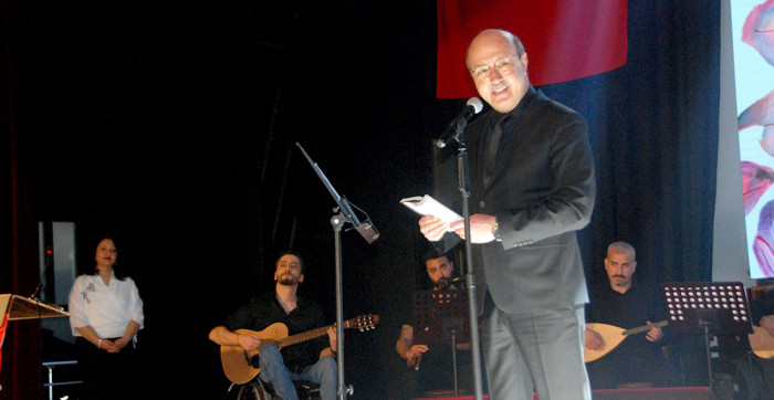 AKM’de Şiirler Müzik Nağmeleriyle Ziyafete Dönüştü