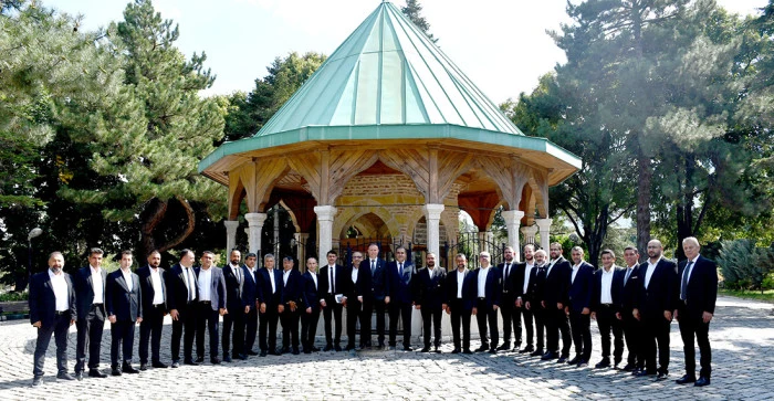 ENDER KALKAN&rsquo;DAN İKİNCİ D&Ouml;NEM İ&Ccedil;İN G&Uuml;&Ccedil;L&Uuml; ADIM! ADAYLIĞINI NASREDDİN HOCA&rsquo;NIN HUZURUNDA A&Ccedil;IKLADI