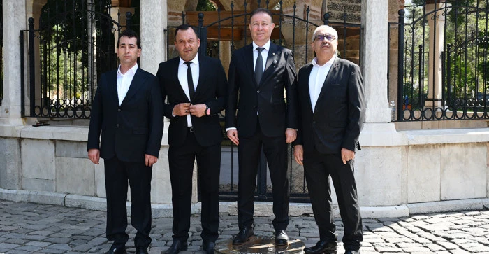 ENDER KALKAN&rsquo;DAN İKİNCİ D&Ouml;NEM İ&Ccedil;İN G&Uuml;&Ccedil;L&Uuml; ADIM! ADAYLIĞINI NASREDDİN HOCA&rsquo;NIN HUZURUNDA A&Ccedil;IKLADI