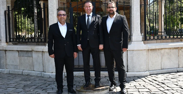 ENDER KALKAN&rsquo;DAN İKİNCİ D&Ouml;NEM İ&Ccedil;İN G&Uuml;&Ccedil;L&Uuml; ADIM! ADAYLIĞINI NASREDDİN HOCA&rsquo;NIN HUZURUNDA A&Ccedil;IKLADI