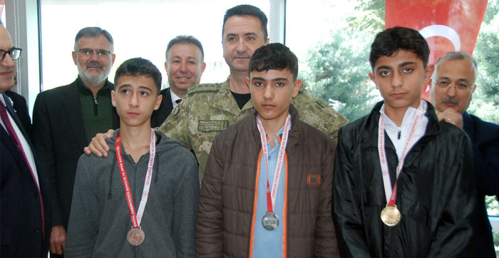 Akşehir’de Polis Haftası Törenlerle Kutlandı