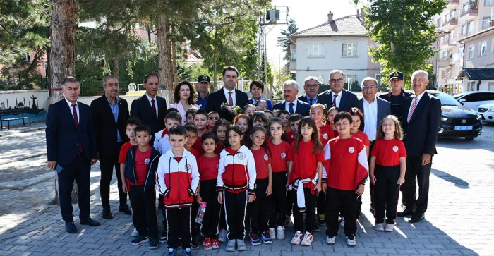 Akşehir’de İlköğretim Haftası Kutlama Programı Yıldırım Beyazid İlkokulu’nda Yapıldı