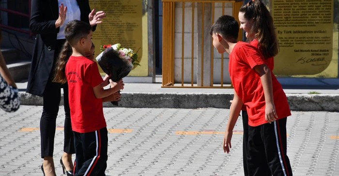 Akşehir’de İlköğretim Haftası Kutlama Programı Yıldırım Beyazid İlkokulu’nda Yapıldı