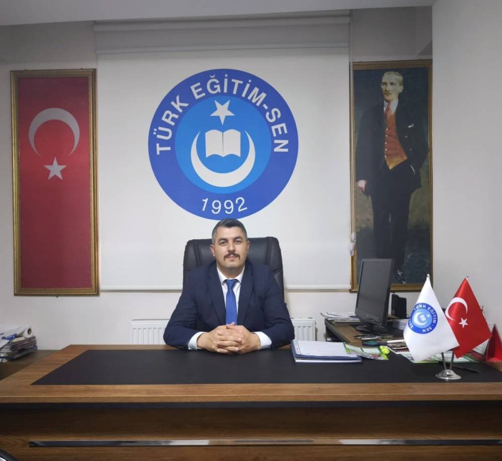 Bir Haftalık Ara Tatiller Kaldırılmalı mı? İbrahim Ertaş, &Ouml;ğretmenlele Yapılan Anketin Sonu&ccedil;larını A&ccedil;ıkladı 