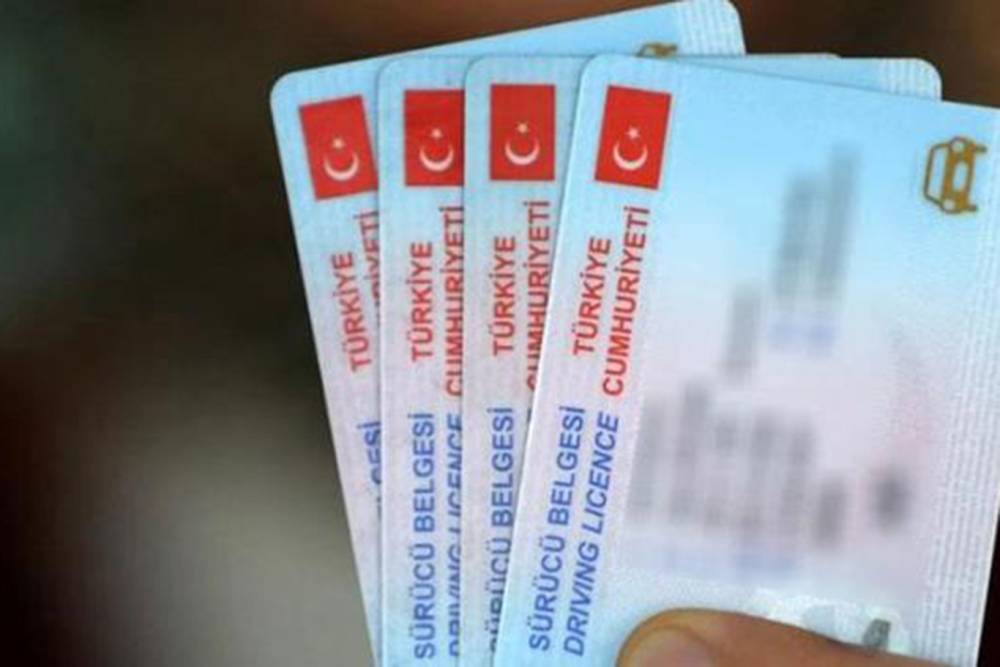 Eski Tip Ehliyetler İçin Son Gün Uyarısı