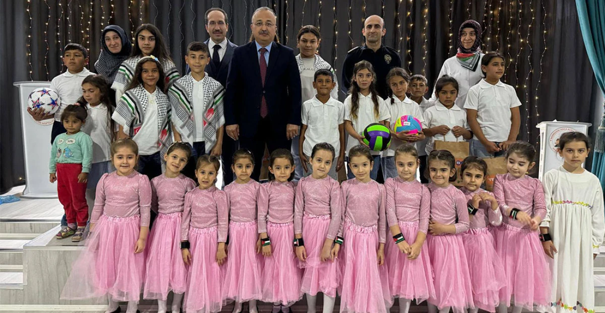Akşehir’de Roman Çocuklara Yönelik Açılan Kur’an Kursu Kapanış Programıyla Sona Erdi
