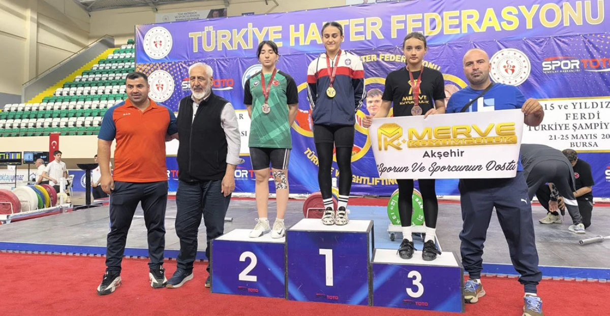 Akşehir’in Güçlü Kızı Gözünü Şampiyonluğa ve Milli Takıma Dikti