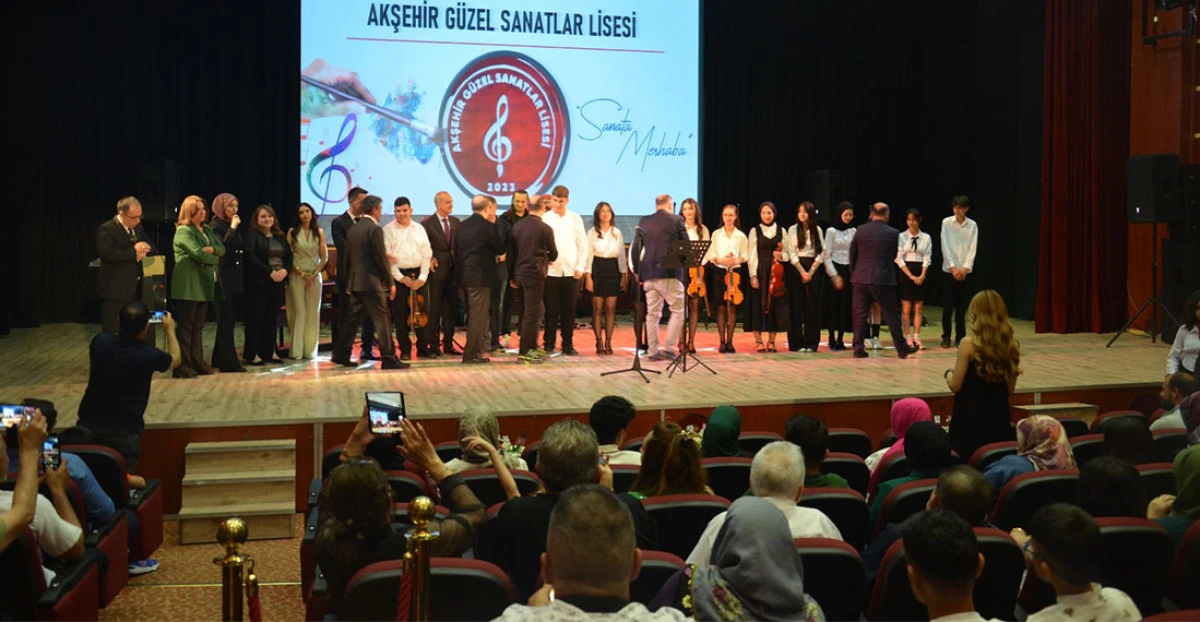 Sanata Merhaba Gecesi