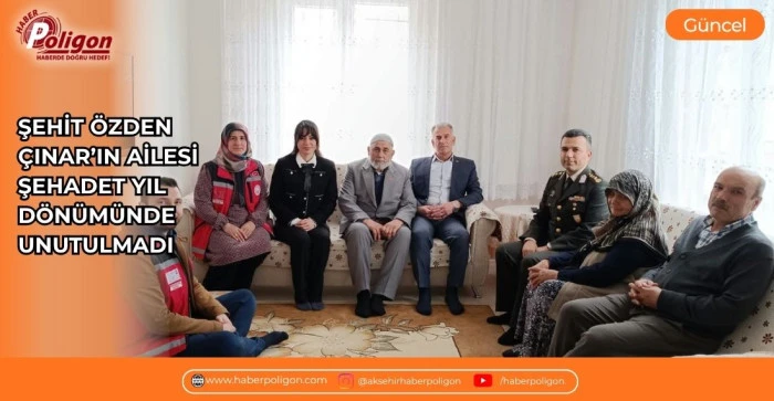 ŞEHİT &Ouml;ZDEN &Ccedil;INAR&rsquo;IN AİLESİ, ŞEHADET YIL D&Ouml;N&Uuml;M&Uuml;NDE UNUTULMADI