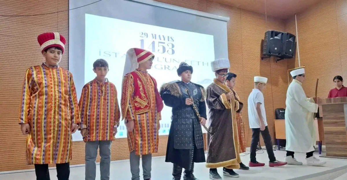 Yunak'ta Fethin 572. Yılı Kutlandı